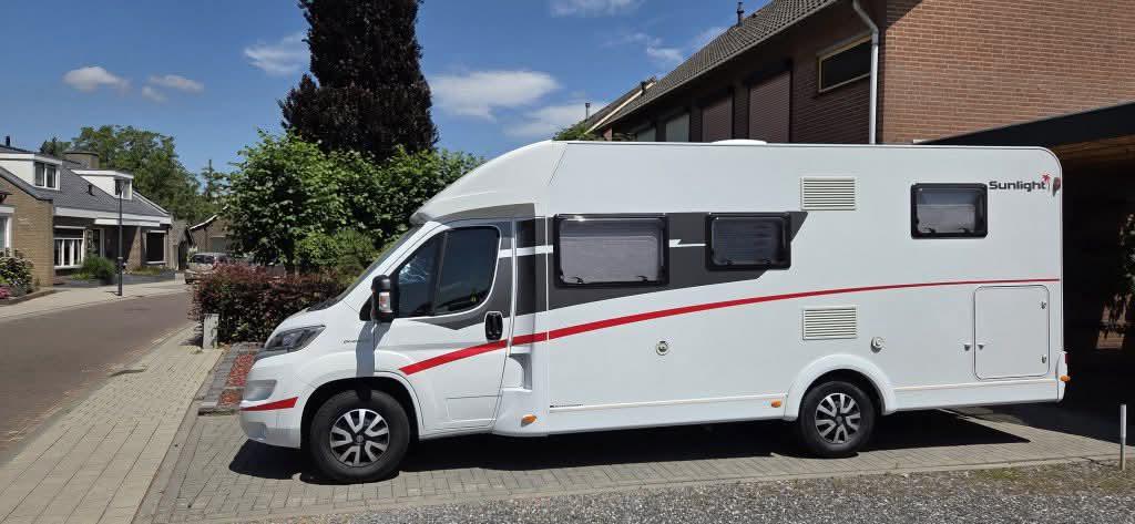 Sunlight T67 – année de fabrication 2020 - nouvelle courroie de distribution - i.s.t.z. pneus - 83710km - 140cv.