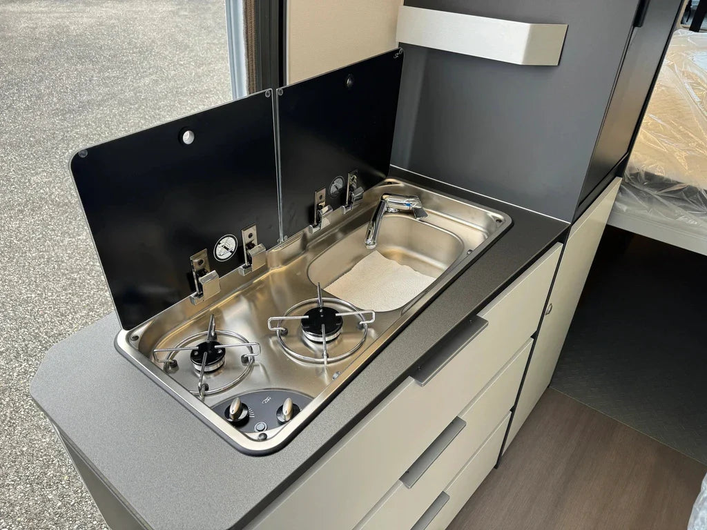 ADRIA 180PS Fiat Ducato 9 mit ACC Abstandstempomat TopAusstattung 640 SGX