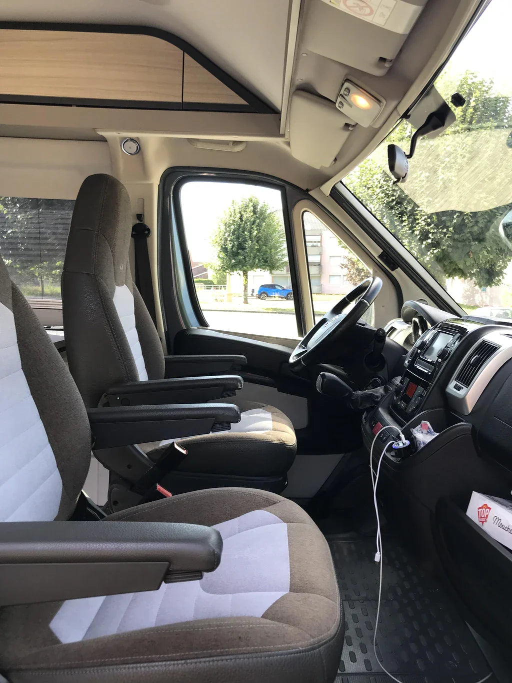 ADRIA Fiat Ducato maxi – ADRIA TWIN Plus 640 SLB