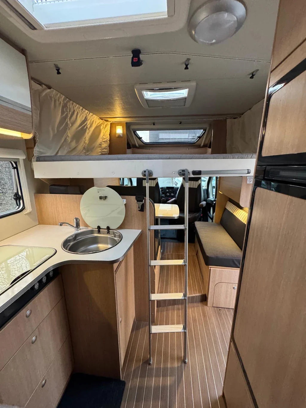 FIAT Sunlight T64 – Fiat Ducato 2.3 – Tempomat – Klima – Hub Bett