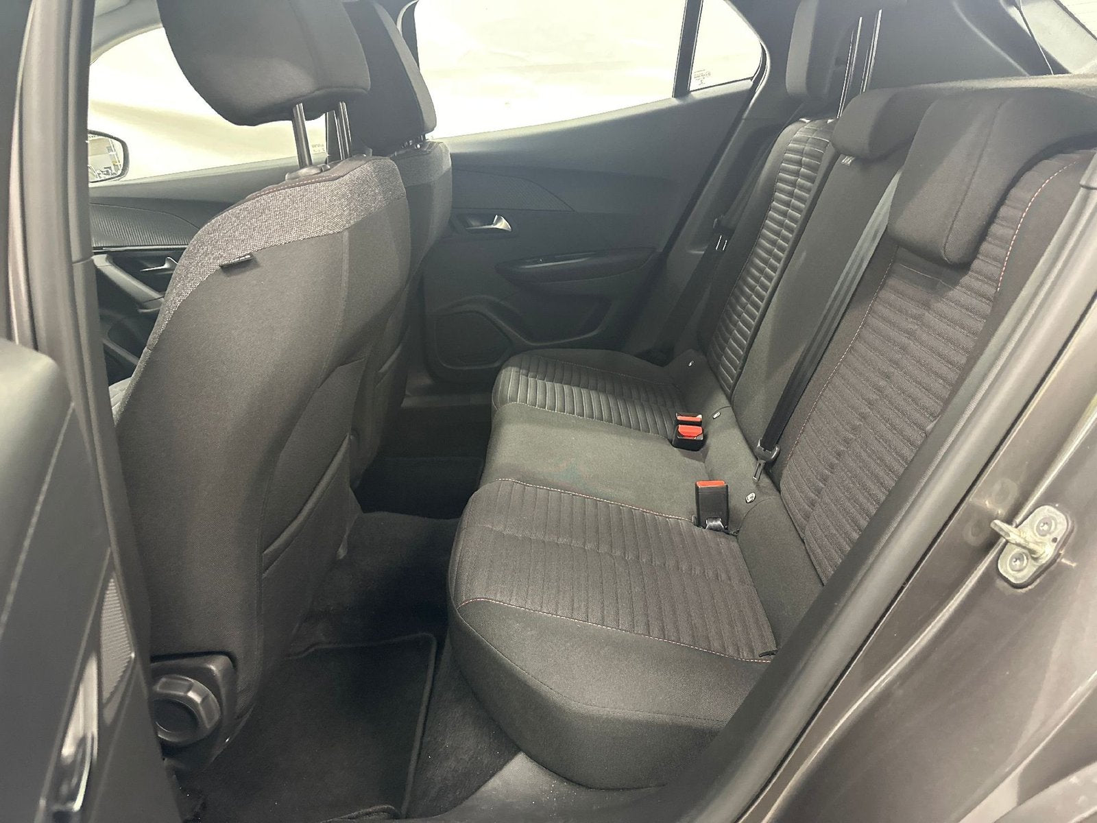 Peugeot 2008 1.2i Active Pack