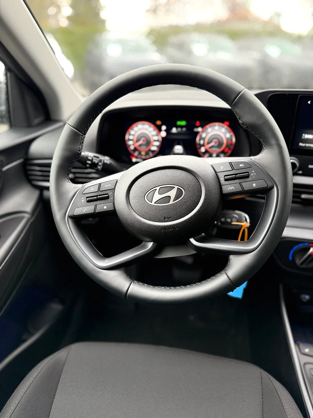 HYUNDAI i20 1.0 T-GDi Amplia DCT