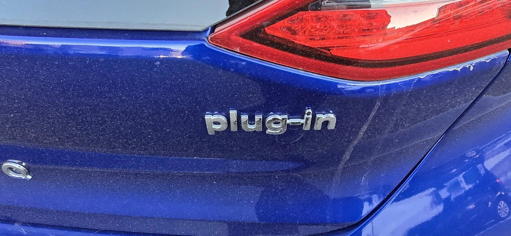 HYUNDAI Ioniq 1.6 GDi Plug in Hybrid Vertex DCT Navi / Leder / cuir