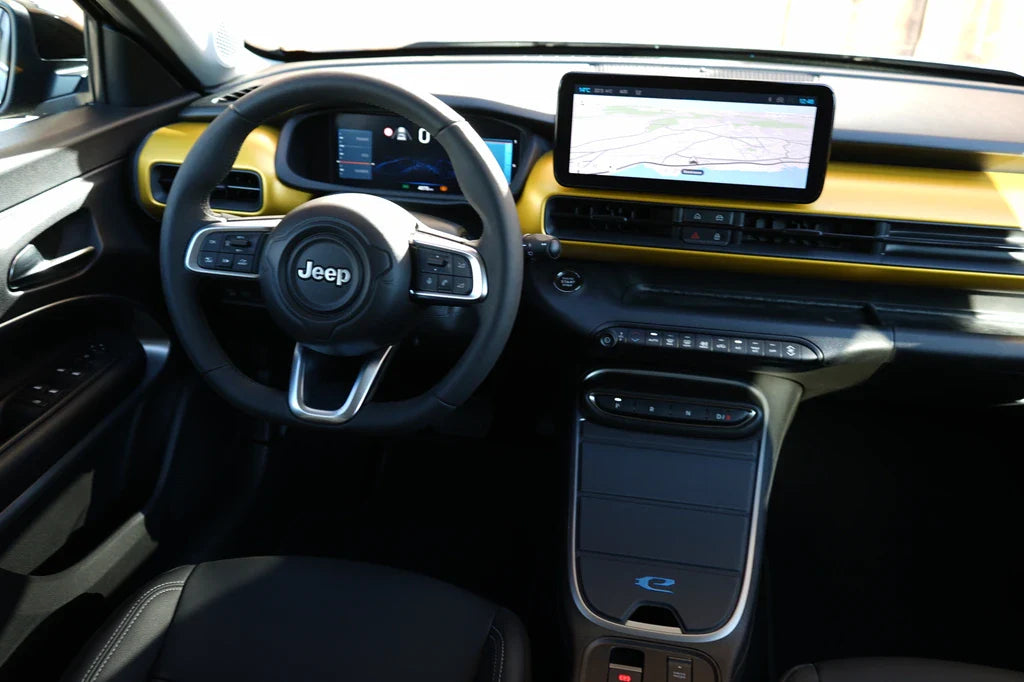 JEEP Avenger 54kWh Summit