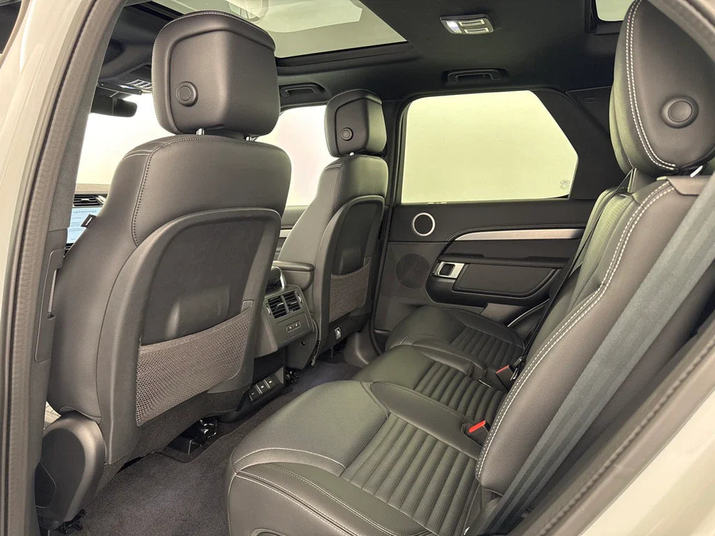 LAND ROVER Disco3.0D I6 300 R-D SE