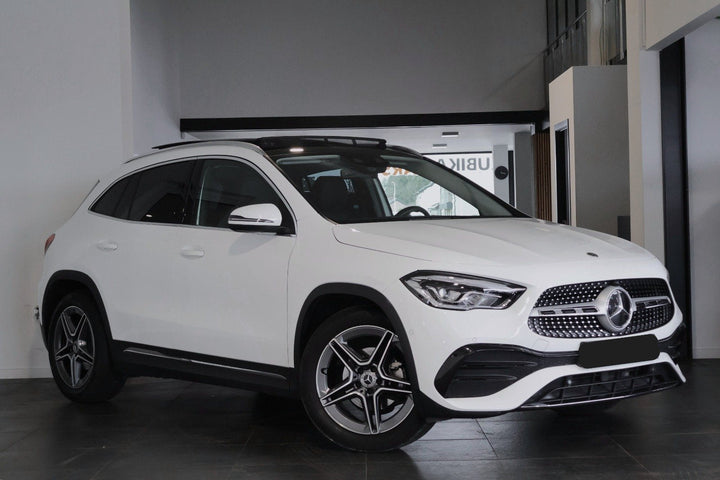 Mercedes-Benz GLA 180 AMG Line