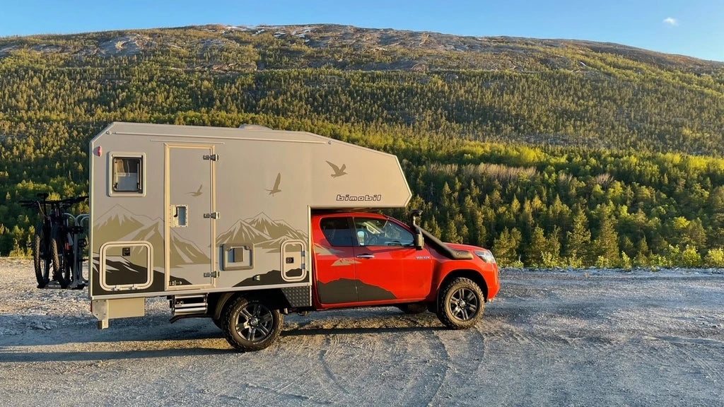 BIMOBIL Season Start Price! (Bis 31.03.25) Husky 240/2 Toyota Hilux Extracab 2.8D-4D 4×4