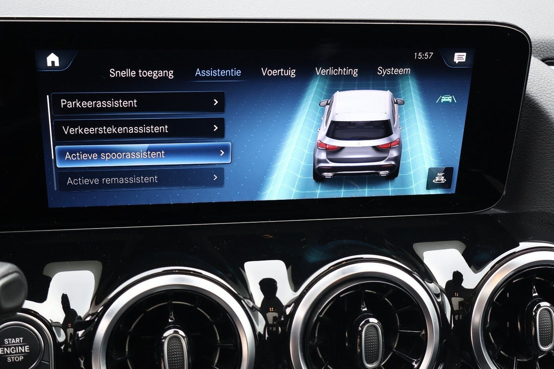 Mercedes-Benz GLA 180 AMG Line