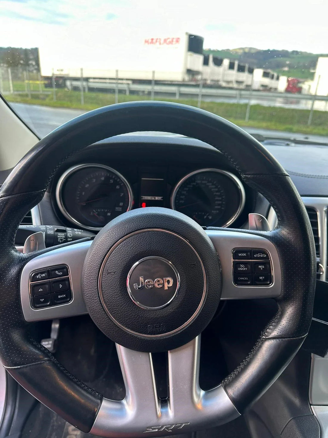 JEEP Grand Cherokee 6.4 SRT8 Automatic