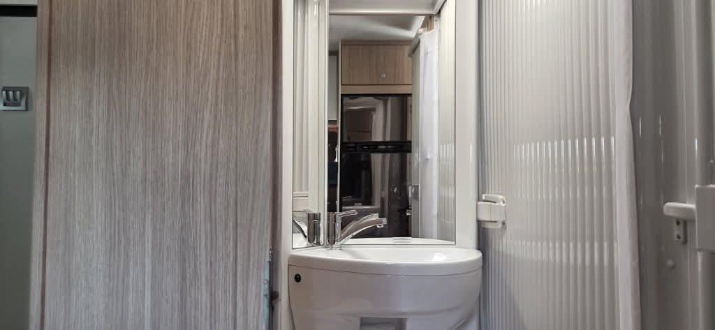 Sunlight T67 – année de fabrication 2020 - nouvelle courroie de distribution - i.s.t.z. pneus - 83710km - 140cv.