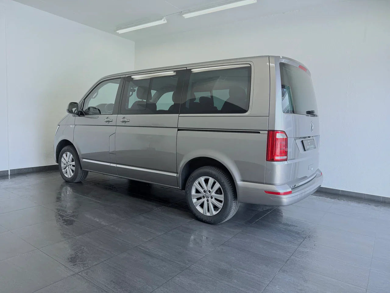 VW T6 Multivan 2.0 Bi-TDI Highline 4Motion