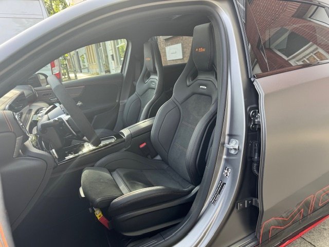 Mercedes-Benz A AMG 45 – 4-Matic