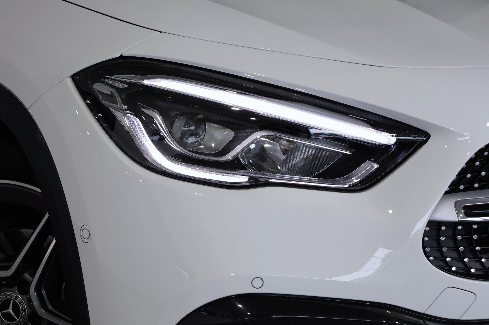 Mercedes-Benz GLA 180 AMG Line