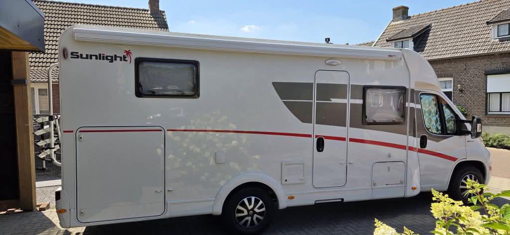 Sunlight T67 – année de fabrication 2020 - nouvelle courroie de distribution - i.s.t.z. pneus - 83710km - 140cv.