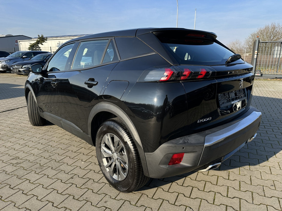 Peugeot 2008 1.2 Active Business