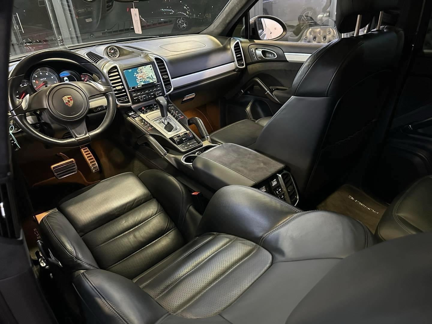 Porsche Cayenne II GTS 4.8