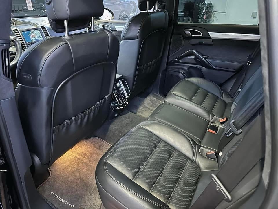 Porsche Cayenne II GTS 4.8