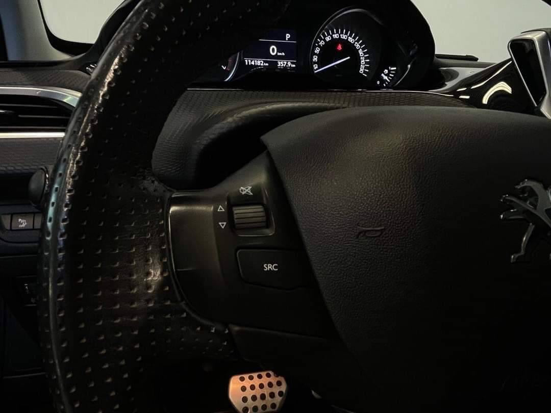 Peugeot 2008 1.2 / GT-Line