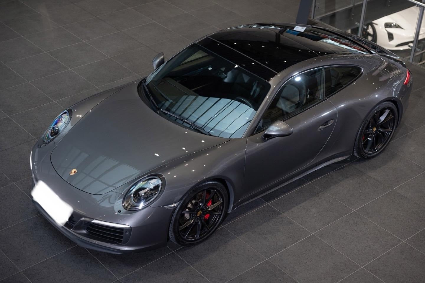 Porsche 911 Carrera 4S PDK PDCC